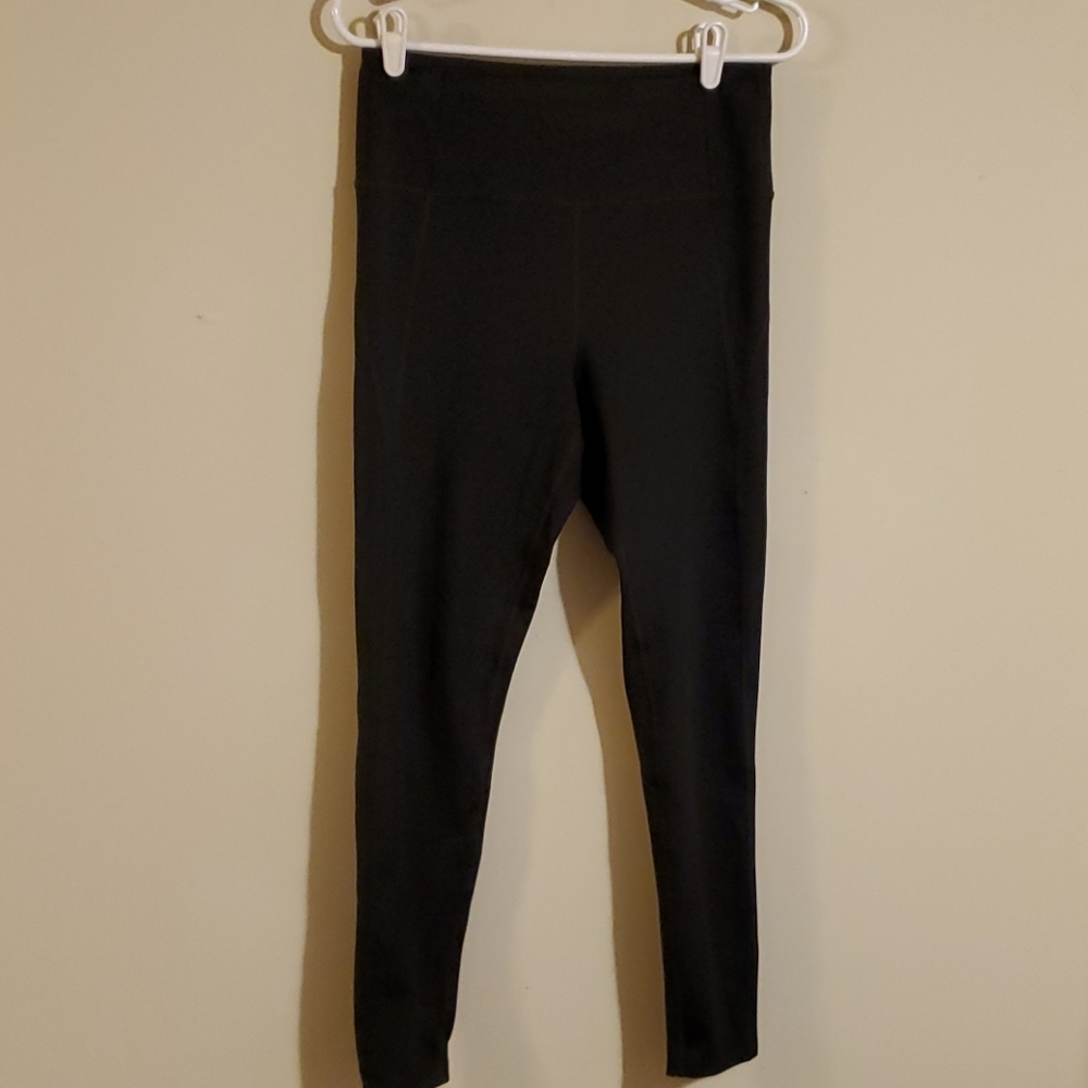Girlfriend Collective black compressive leggings
